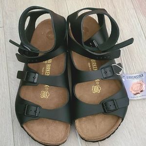 Birkenstock Athens Gladiator Women 9 Men 7 NWT